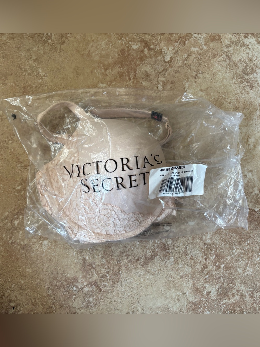 Brand New Victoria’s Secret 38DDD dusty rose lace push-up bra with floral detail